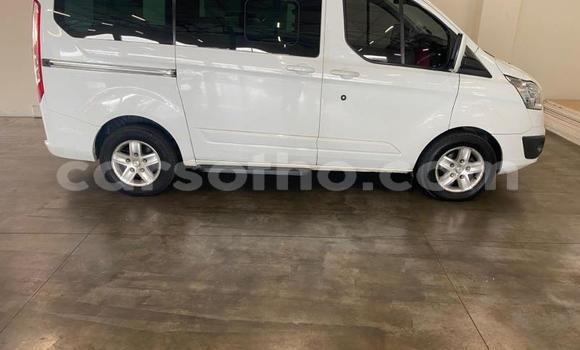 Sayi Na hannu Ford Taunus White Mota in Maseru a Maseru Sayi Na hannu Ford Taunus White Mota in Maseru a Maseru