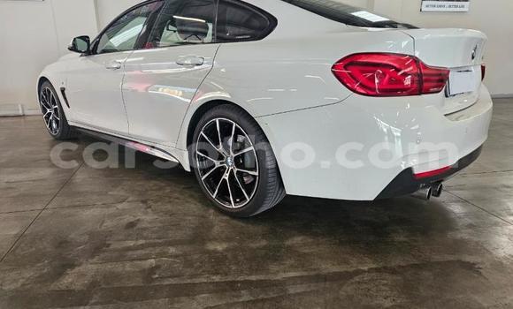 Sayi Na hannu BMW 4-Series White Mota in Maseru a Maseru Sayi Na hannu BMW 4-Series White Mota in Maseru a Maseru
