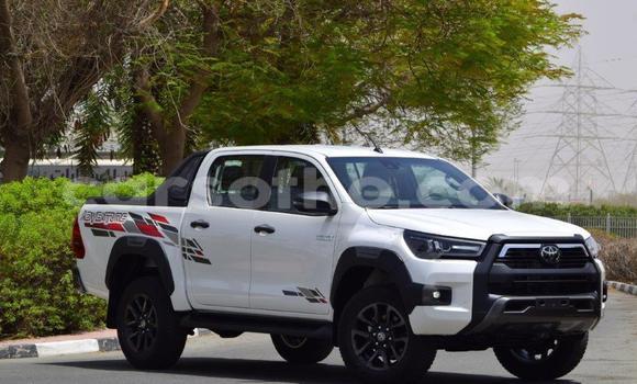 Buy Used Toyota Hilux White Car in Maseru in Maseru Buy Used Toyota Hilux White Car in Maseru in Maseru