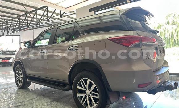 Sayi Na hannu Toyota Fortuner Other Mota in Mohale's Hoek a Mohale's Hoek Sayi Na hannu Toyota Fortuner Other Mota in Mohale's Hoek a Mohale's Hoek