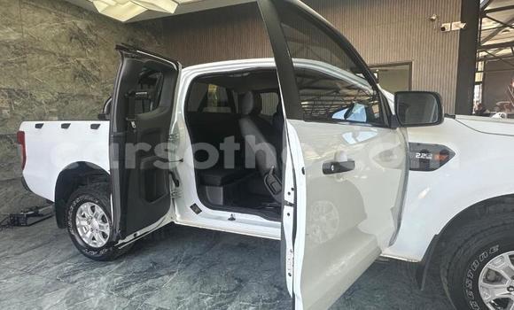 Sayi Na hannu Ford Ranger White Mota in Maputsoa a Leribe Sayi Na hannu Ford Ranger White Mota in Maputsoa a Leribe