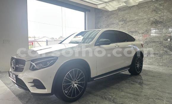 Sayi Na hannu Mercedes-Benz GLC 250D White Mota in Maseru a Maseru Sayi Na hannu Mercedes-Benz GLC 250D White Mota in Maseru a Maseru
