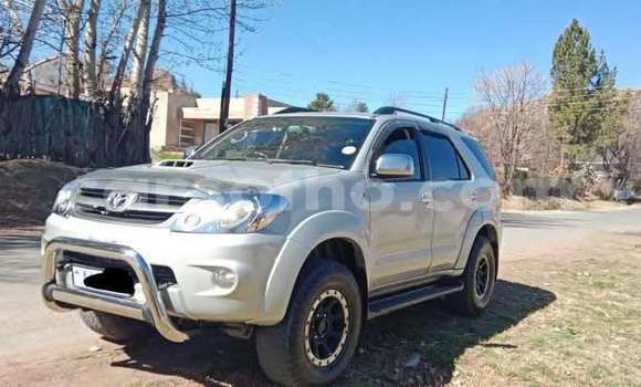 Sayi Na hannu Toyota Fortuner Other Mota in Maseru a Maseru Sayi Na hannu Toyota Fortuner Other Mota in Maseru a Maseru