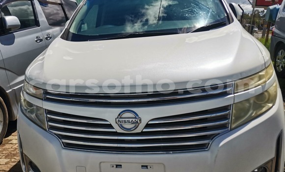 اشتري مستعمل Toyota Alphard White سيارة في Maseru في Maseru