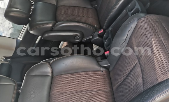 Buy Used Toyota Alphard White Car in Maseru in Maseru Buy Used Toyota Alphard White Car in Maseru in Maseru