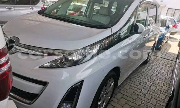 Buy Used Hyundai H1 White Car in Maseru in Maseru