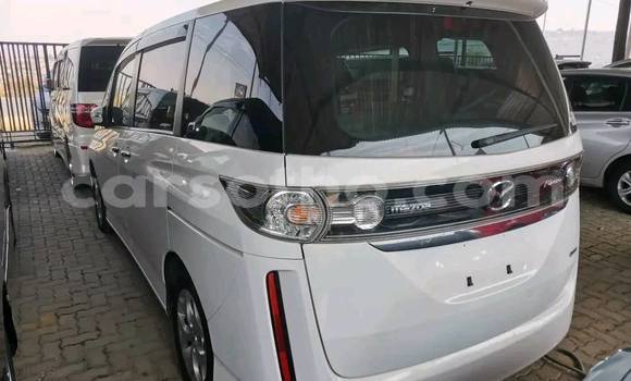 Buy Used Hyundai H1 White Car in Maseru in Maseru Buy Used Hyundai H1 White Car in Maseru in Maseru
