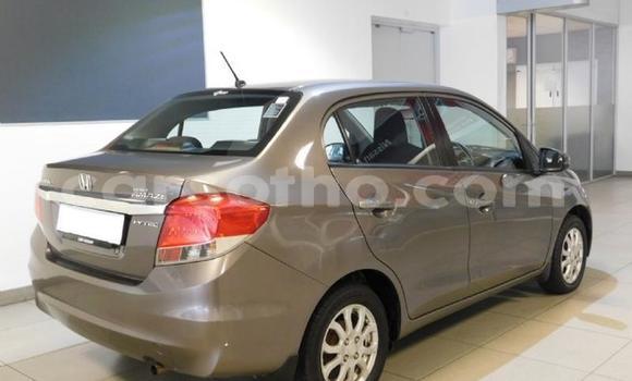 Sayi Na hannu Honda Brio Brown Mota in Maseru a Maseru Sayi Na hannu Honda Brio Brown Mota in Maseru a Maseru