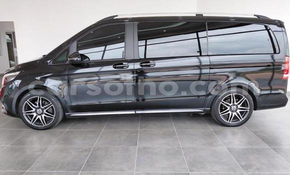 Buy Used Mercedes-Benz V-klasse Black Car in Roma in Maseru Buy Used Mercedes-Benz V-klasse Black Car in Roma in Maseru