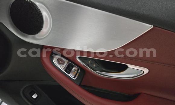 Sayi Na hannu Mercedes-Benz C–Class Silver Mota in Maseru a Maseru Sayi Na hannu Mercedes-Benz C–Class Silver Mota in Maseru a Maseru