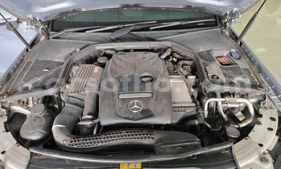 Sayi Na hannu Mercedes-Benz C–Class Silver Mota in Maseru a Maseru Sayi Na hannu Mercedes-Benz C–Class Silver Mota in Maseru a Maseru