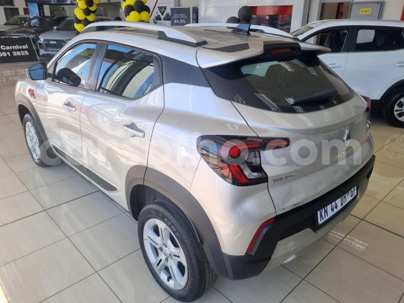 Big with watermark renault 5 maseru import dubai 31303