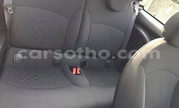 Sayi Na hannu Mini Cooper Red Mota in Maseru a Maseru Sayi Na hannu Mini Cooper Red Mota in Maseru a Maseru