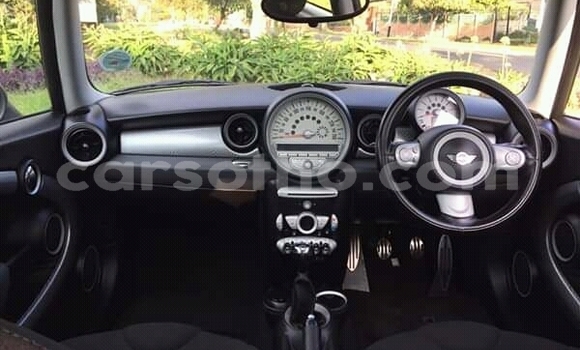 Sayi Na hannu Mini Cooper Red Mota in Maseru a Maseru Sayi Na hannu Mini Cooper Red Mota in Maseru a Maseru