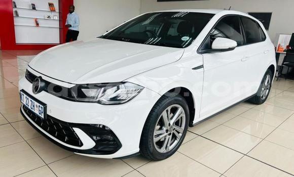 Buy Used Volkswagen Polo White Car in Quthing in Butha-Buthe Buy Used Volkswagen Polo White Car in Quthing in Butha-Buthe