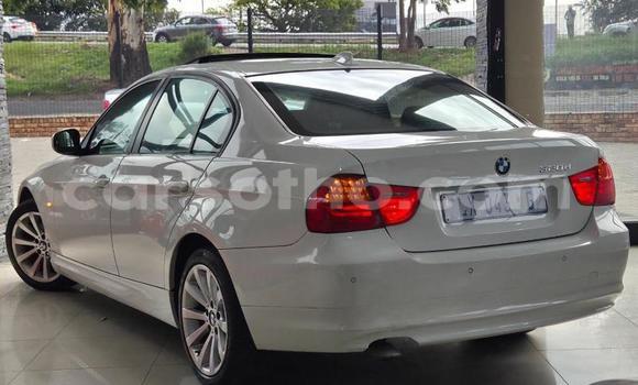 Sayi Na hannu BMW 3–Series White Mota in Mokhotlong a Berea Sayi Na hannu BMW 3–Series White Mota in Mokhotlong a Berea