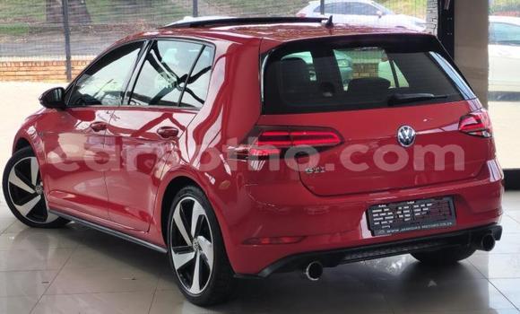 Sayi Na hannu Volkswagen Golf Red Mota in Import - Dubai a Maseru Sayi Na hannu Volkswagen Golf Red Mota in Import - Dubai a Maseru