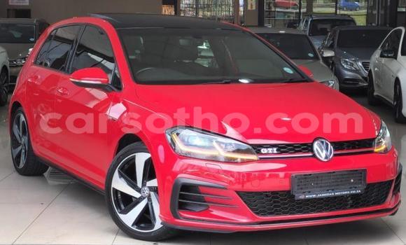 Sayi Na hannu Volkswagen Golf Red Mota in Import - Dubai a Maseru Sayi Na hannu Volkswagen Golf Red Mota in Import - Dubai a Maseru