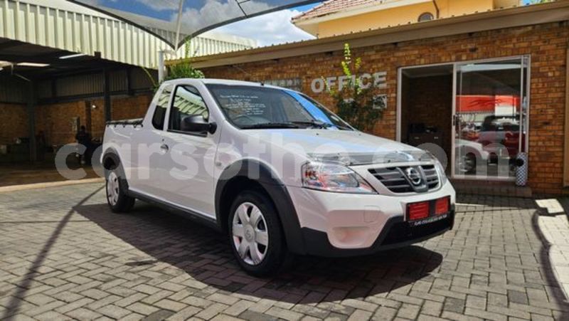 Big with watermark nissan np 300 maseru import dubai 31324