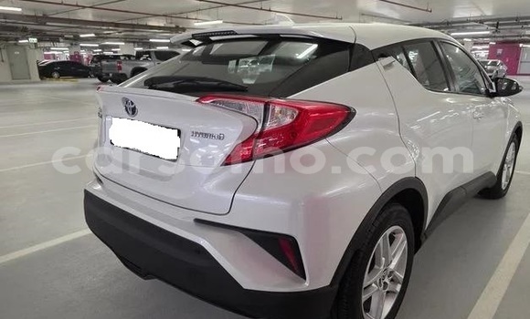 Sayi Na hannu Toyota C-HR White Mota in Maputsoe a Leribe Sayi Na hannu Toyota C-HR White Mota in Maputsoe a Leribe