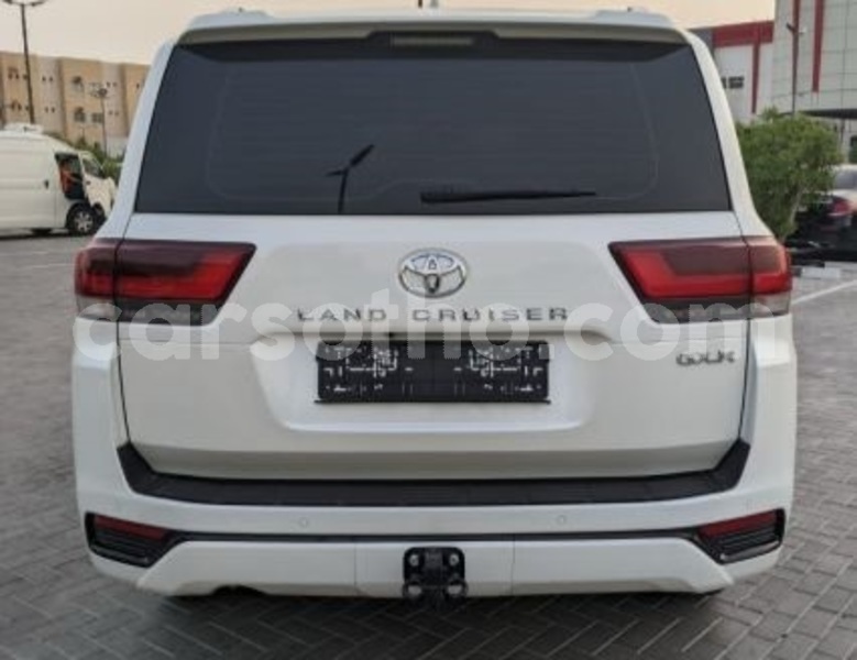 Big with watermark toyota land cruiser leribe maputsoe 31336