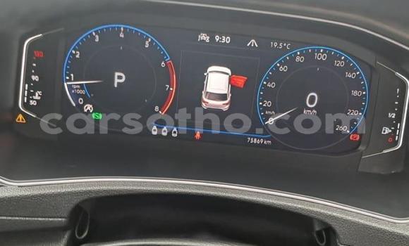 Sayi Na hannu Volkswagen T-Roc White Mota in Maseru a Maseru Sayi Na hannu Volkswagen T-Roc White Mota in Maseru a Maseru