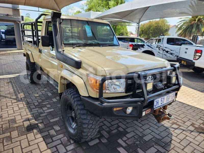 Big with watermark toyota land cruiser leribe maputsoa 31352
