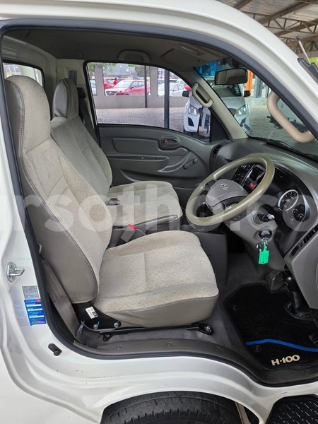 Big with watermark hyundai h1 maseru roma 31358