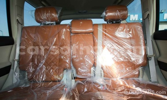 Sayi Imported Toyota Prado White Mota in Import - Dubai a Maseru Sayi Imported Toyota Prado White Mota in Import - Dubai a Maseru