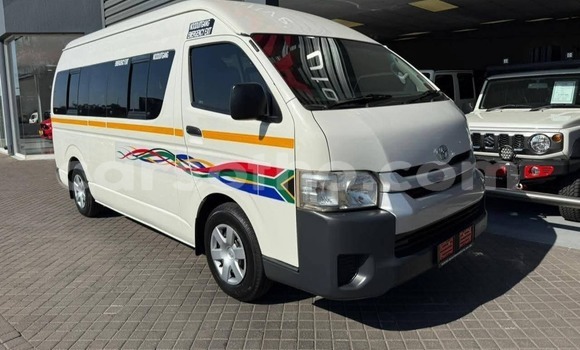 Buy Used Toyota iQ White Car in Maseru in Maseru