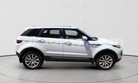 Sayi Na hannu Land Rover Range Rover Evoque White Mota in Maseru a Maseru Sayi Na hannu Land Rover Range Rover Evoque White Mota in Maseru a Maseru