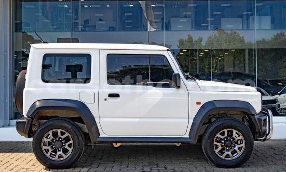 Sayi Na hannu Suzuki Jimny White Mota in Maseru a Maseru Sayi Na hannu Suzuki Jimny White Mota in Maseru a Maseru