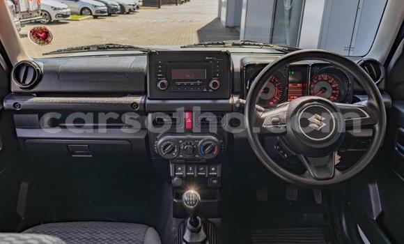 Sayi Na hannu Suzuki Jimny White Mota in Maseru a Maseru Sayi Na hannu Suzuki Jimny White Mota in Maseru a Maseru