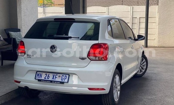 Sayi Na hannu Volkswagen Polo White Mota in Butha–Buthe a Thaba-Tseka Sayi Na hannu Volkswagen Polo White Mota in Butha–Buthe a Thaba-Tseka