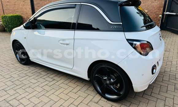 Sayi Na hannu Opel Adam White Mota in Maseru a Maseru Sayi Na hannu Opel Adam White Mota in Maseru a Maseru