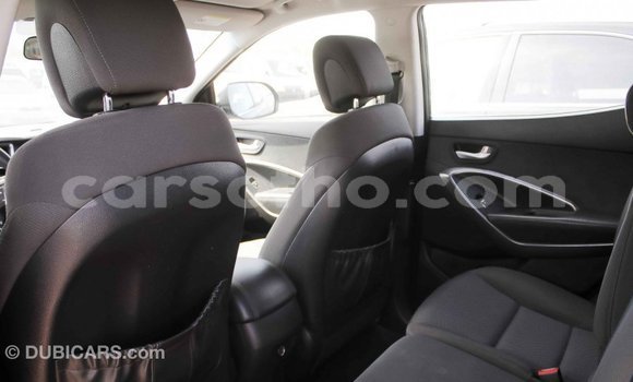 Sayi Imported Hyundai Santa Fe Black Mota in Import - Dubai a Maseru Sayi Imported Hyundai Santa Fe Black Mota in Import - Dubai a Maseru