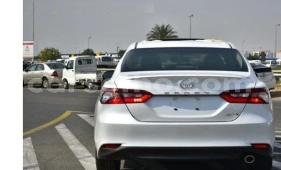 Buy Used Toyota Camry White Car in Maputsoa in Leribe Buy Used Toyota Camry White Car in Maputsoa in Leribe