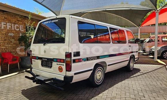Sayi Na hannu Toyota Hiace White Mota in Hlotse a Leribe Sayi Na hannu Toyota Hiace White Mota in Hlotse a Leribe
