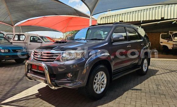 Sayi Na hannu Toyota Fortuner Other Mota in Mohale's Hoek a Mohale's Hoek