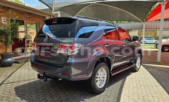 Sayi Na hannu Toyota Fortuner Other Mota in Mohale's Hoek a Mohale's Hoek Sayi Na hannu Toyota Fortuner Other Mota in Mohale's Hoek a Mohale's Hoek