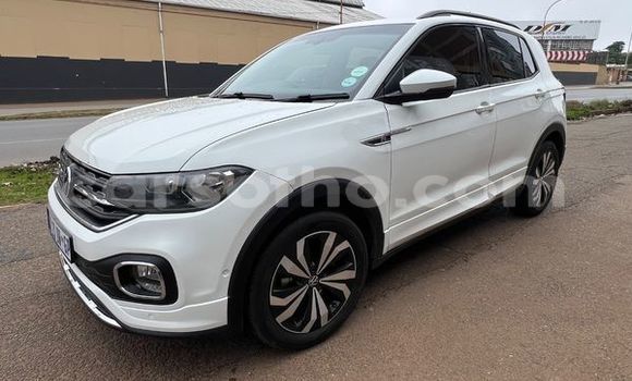 Sayi Na hannu Volkswagen Type 1 White Mota in Mokhotlong a Berea Sayi Na hannu Volkswagen Type 1 White Mota in Mokhotlong a Berea