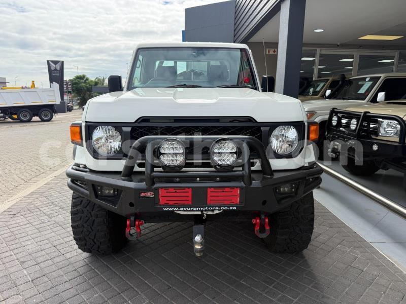 Big with watermark toyota land cruiser leribe maputsoa 31483