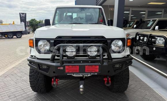 اشتري مستعمل Toyota Land Cruiser Other سيارة في Maputsoa في Leribe