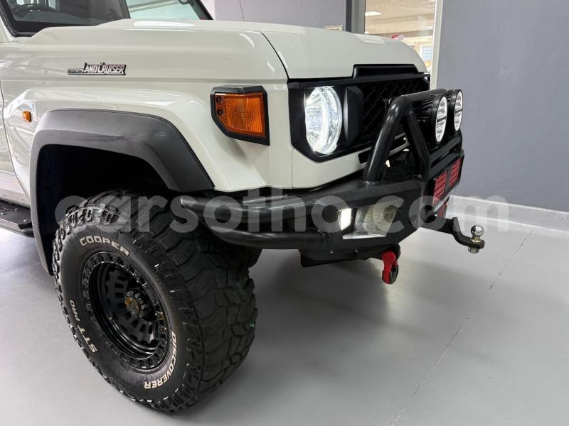 Big with watermark toyota land cruiser leribe maputsoa 31483