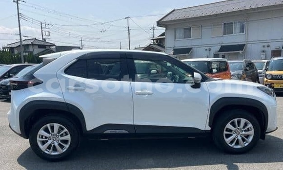 Acheter Occasion Voiture Toyota Yaris Blanc à Maputsoe, Leribe Acheter Occasion Voiture Toyota Yaris Blanc à Maputsoe, Leribe
