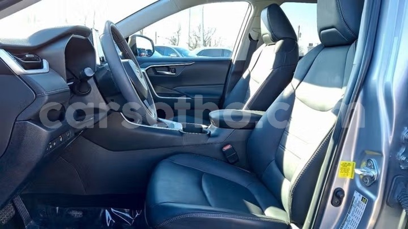 Big with watermark toyota rav4 leribe maputsoe 31495