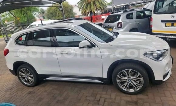 Sayi Na hannu BMW X1 White Mota in Maseru a Maseru Sayi Na hannu BMW X1 White Mota in Maseru a Maseru