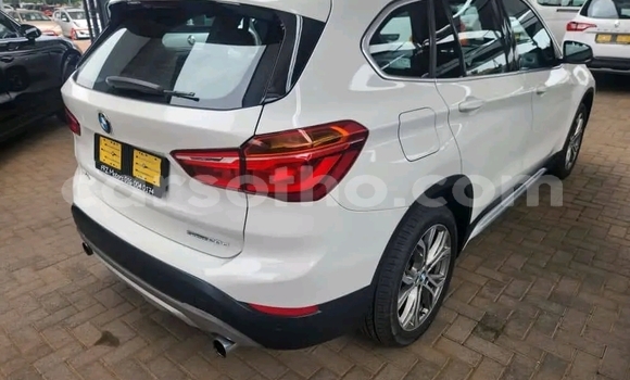 Sayi Na hannu BMW X1 White Mota in Maseru a Maseru Sayi Na hannu BMW X1 White Mota in Maseru a Maseru