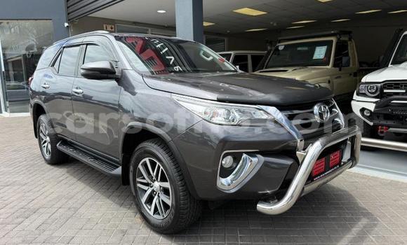 Sayi Na hannu Toyota Fortuner Other Mota in Maseru a Maseru Sayi Na hannu Toyota Fortuner Other Mota in Maseru a Maseru