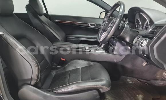 Buy Used Mercedes-Benz E–Class Black Car in Qacha's Nek in Quthing Buy Used Mercedes-Benz E–Class Black Car in Qacha's Nek in Quthing